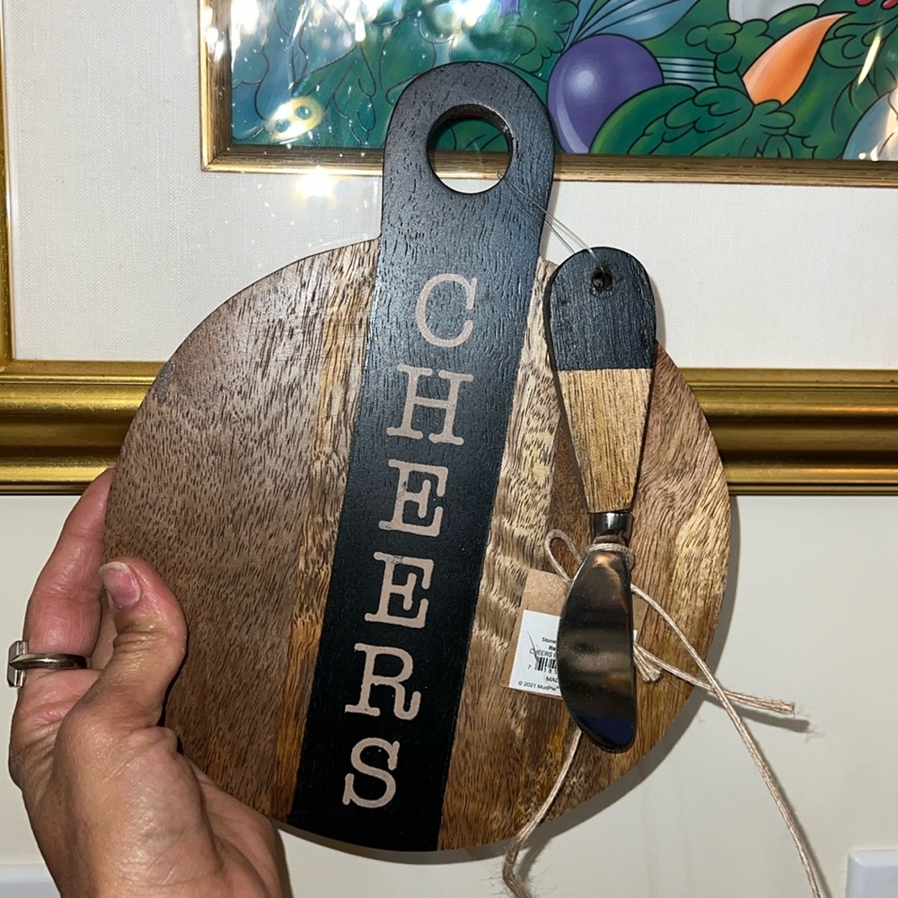 Cheers Cheese board 🧀 🐭